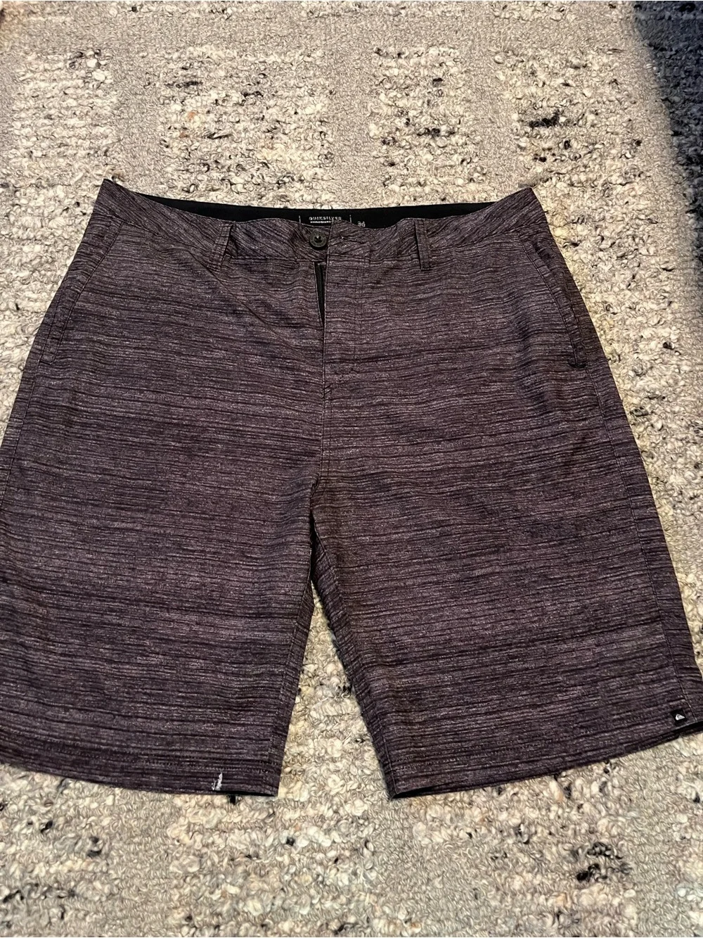 Quiksilver Men's Heathered Dark Gray Flat Front Shorts